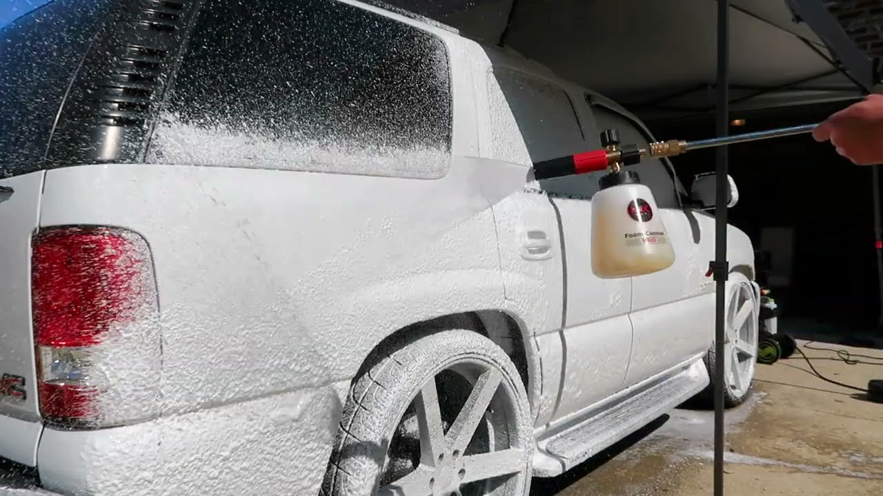 2002 GMC Yukon Detail!