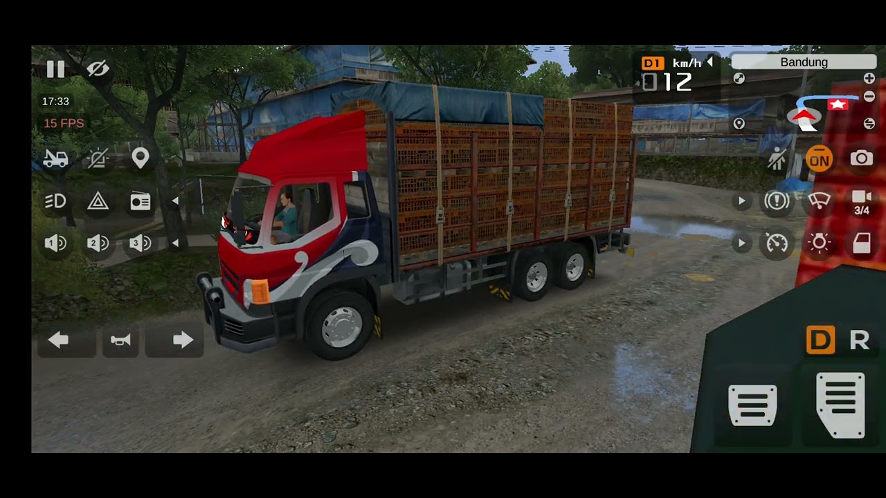 Delivered Big Chicken to the Traditional Market with Muria Truck - Truck Simulator Indonesia