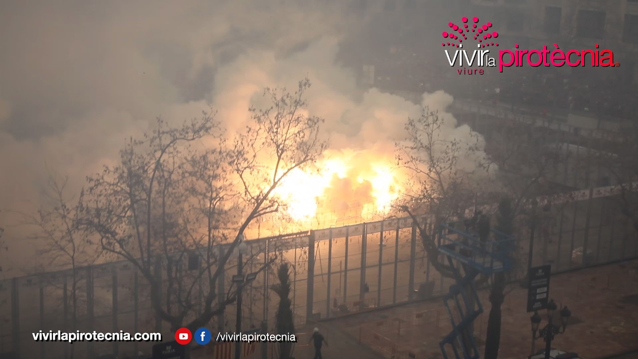Fallas Valencia 2026, Mascletá Lunes 2 de Marzo 2026, Pirotecnia Hermanos Sirvent