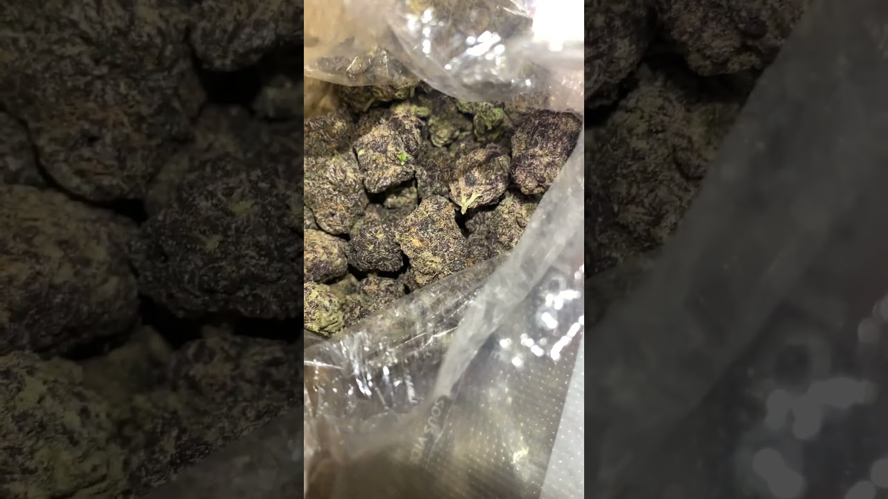 Flap Jacks is an indica weed strain made from Macflurry and Pancakes!!!! TASTE REVIEW COMING SOON!!