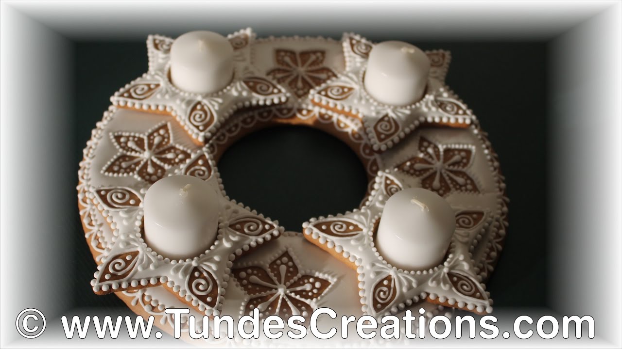 White gingerbread Advent wreath, Christmas centerpiece cookie