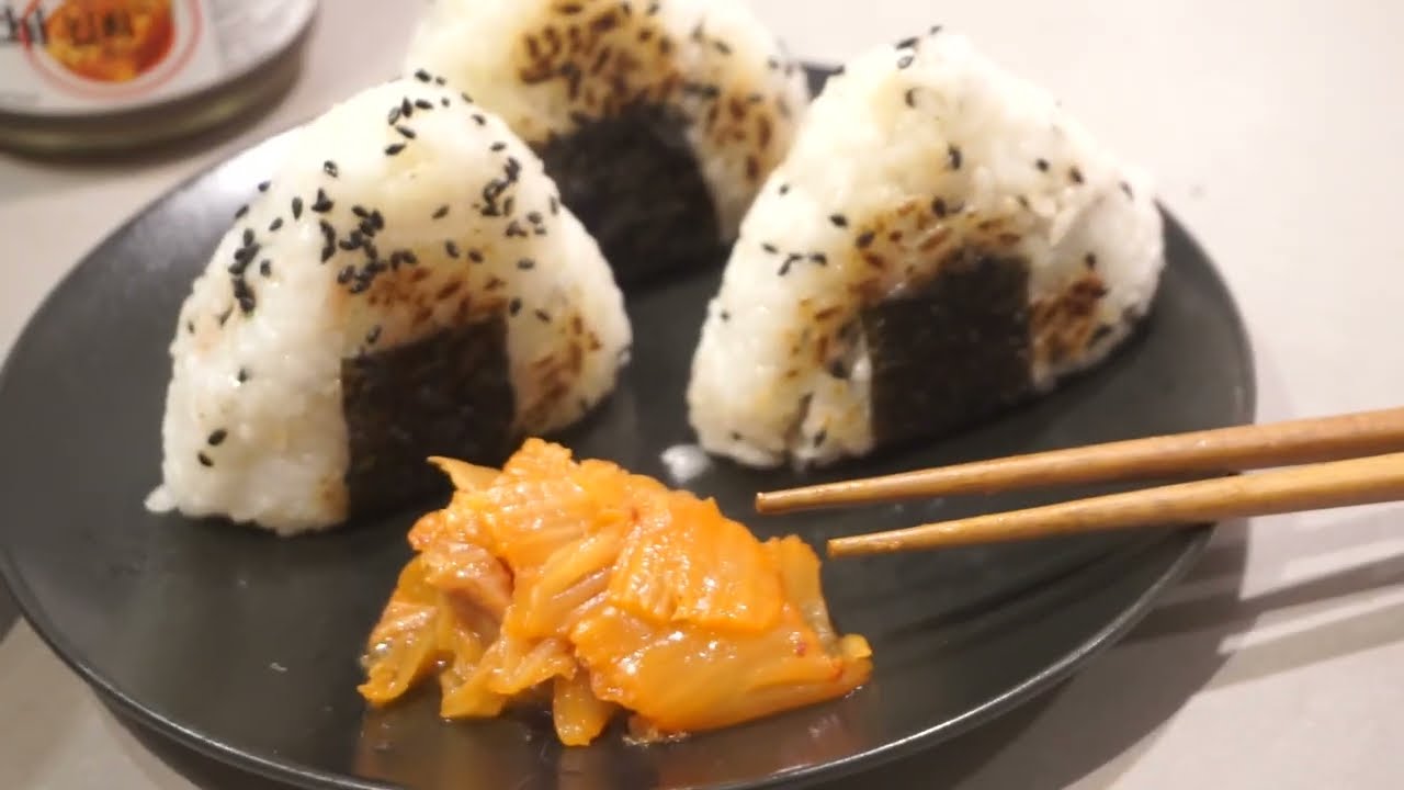 What I eat in a week - Meat Stew, Breakfast Rolls & Onigiri