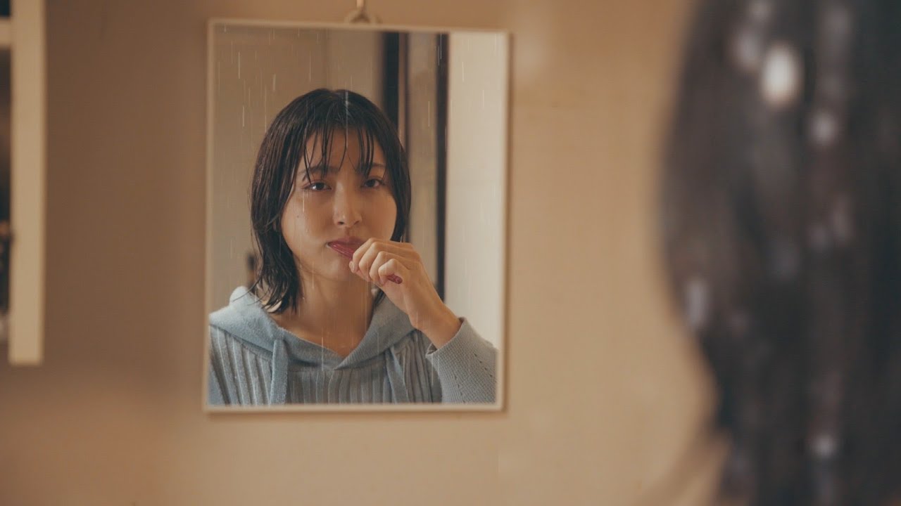 reGretGirl「サムデイルーザー」Official Music Video