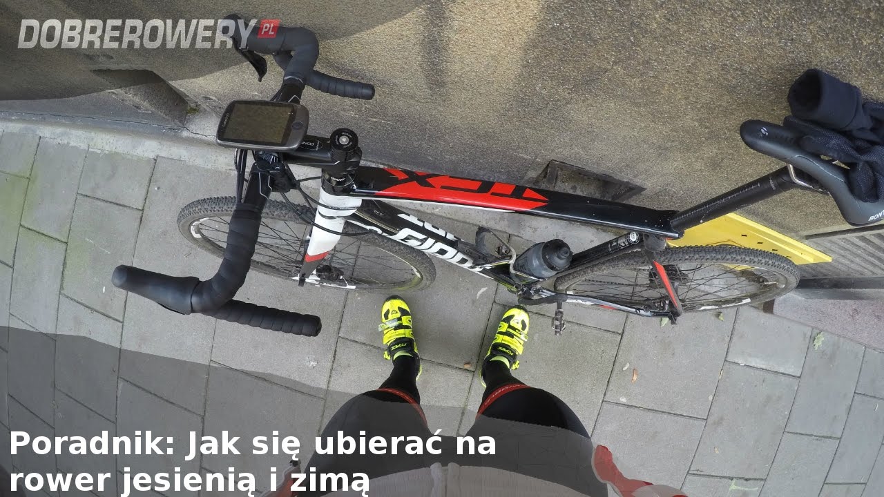 Poradnik: jak się ubierać na rower jesienią i zimą