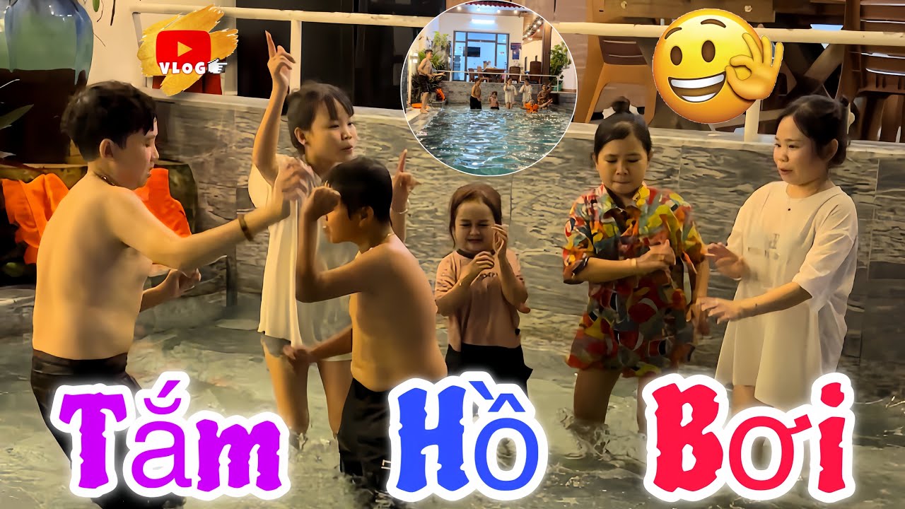 Cô Bé Tí Hon & Anh Chàng Độc Lạ Tắm Hồ Bơi Quẩy Tưng Bừng Cùng Biệt Đội Tí Hon || Hải Tí Hon