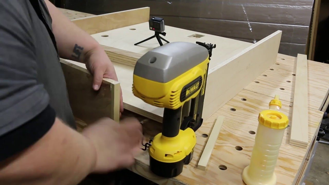 Build a Makeup Vanity   Part 1