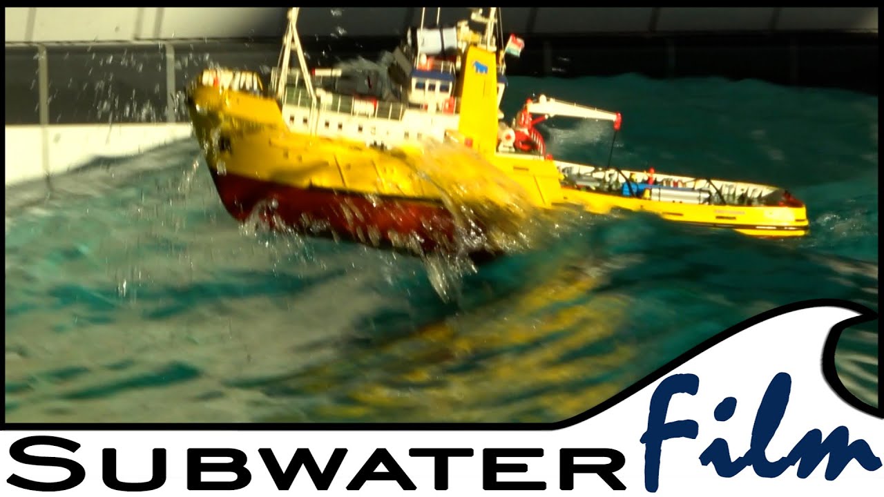 On the Edge 🌊🚢🎥 of BIG WAVES | Calm Waters & Rough Waves in the MEERZEIT Büsum! ⛴