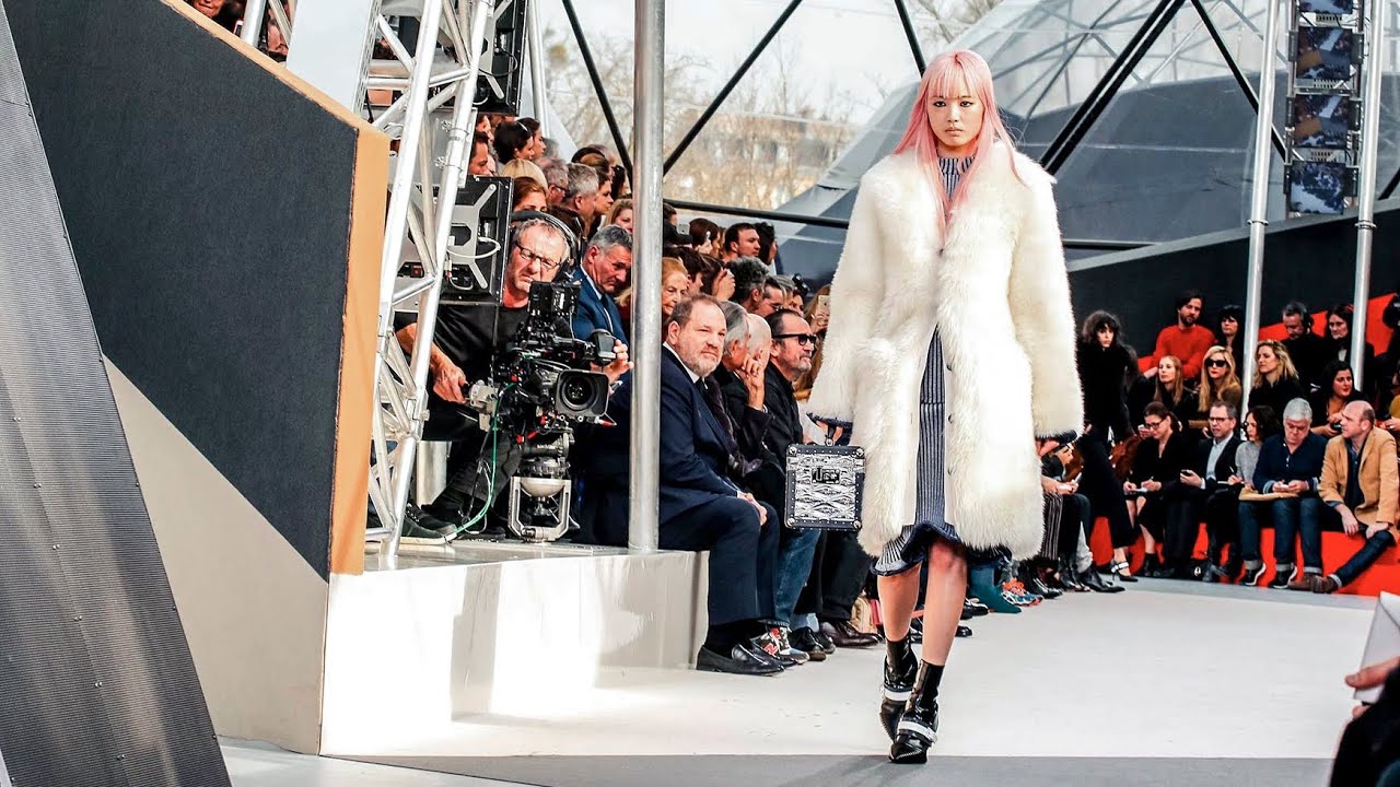 LOUIS VUITTON Fall Winter 2015