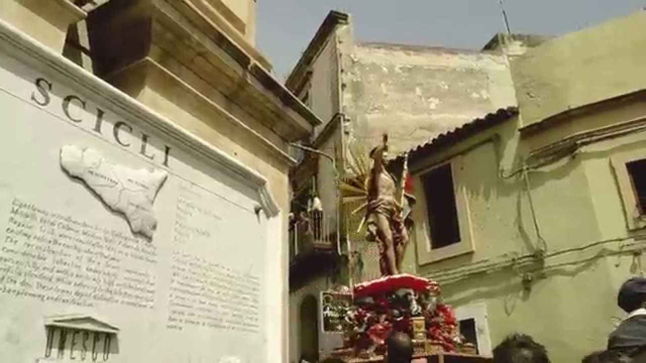 Pasqua a Scicli. "u gioia" cristo risorto!