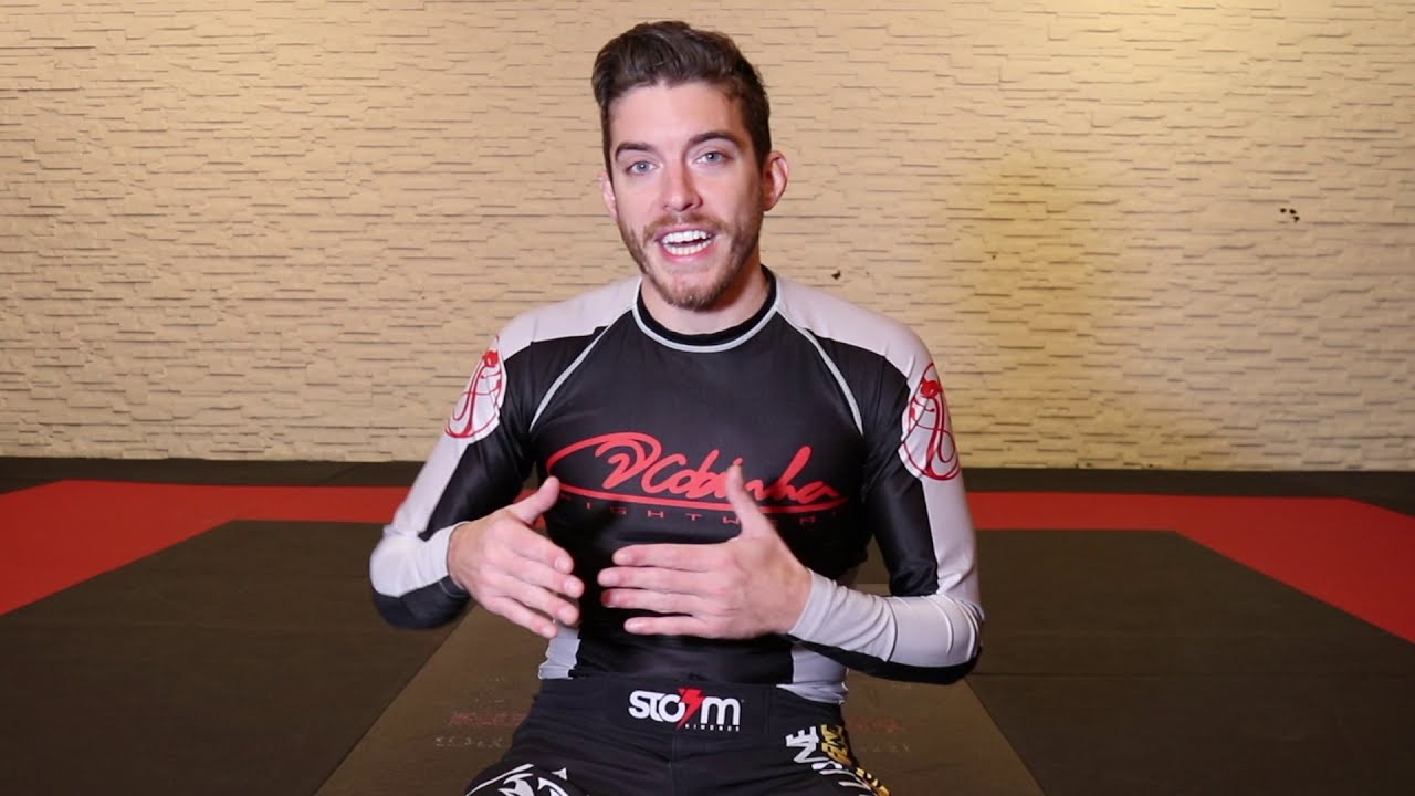 THE SHOULDER CRUNCH ARMBAR SUBMISSION!! (butterfly guard)