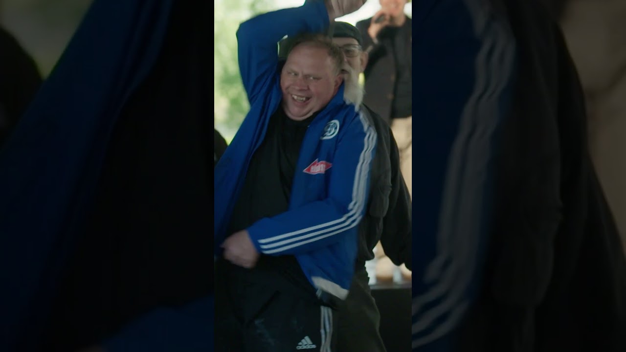 NIEMIECKIE DISCOPOLO 😅 BABCIE OSZALAŁY! 🎶🎵 | Witaj w klubie #shorts