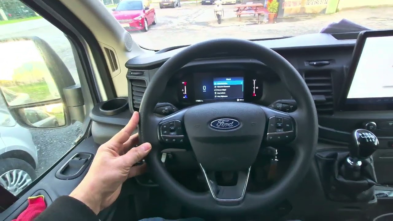 2024 model ford transit iç tanıtım videosu