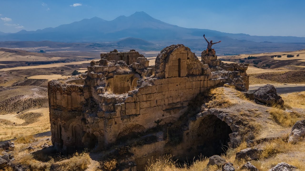 Forgotten Byzantine Church in Cappadocia Hills: Çanlı Kilise