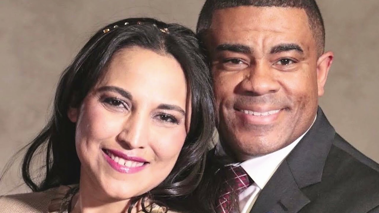 SOLO DEPENDE DE TI - JAMES Y MARITZA AKINS