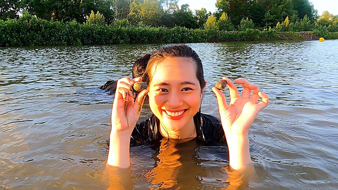 Sáng Cháo Vịt, Chiều Tắm Sông Mò Sò Huyết | ÁNH KUA