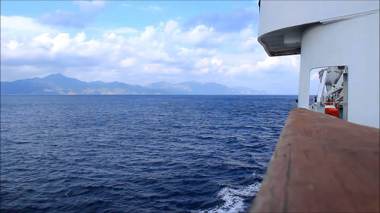 VITSENTZOS KORNAROS sailing near Karpathos on her route from Diafani to Pigadia. 15/2/2015.