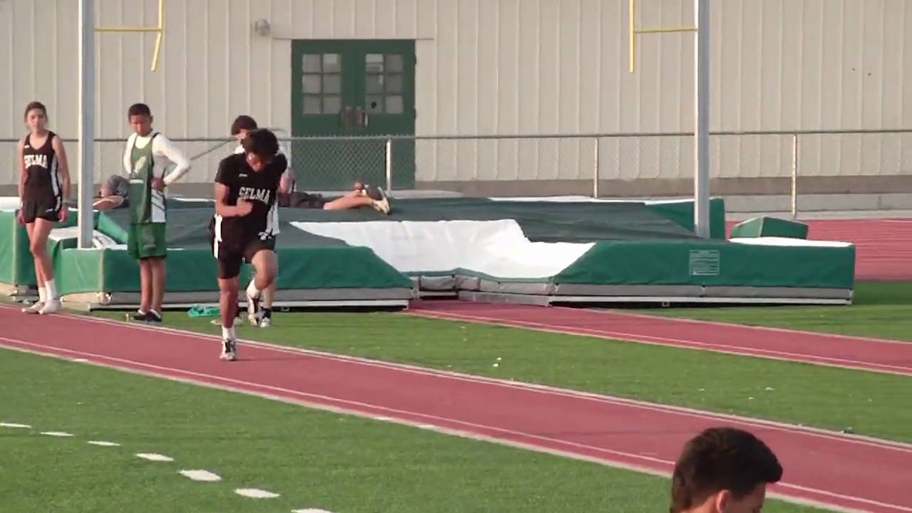 Selma Track Club vs Dinuba 15APR10 Triple jump
