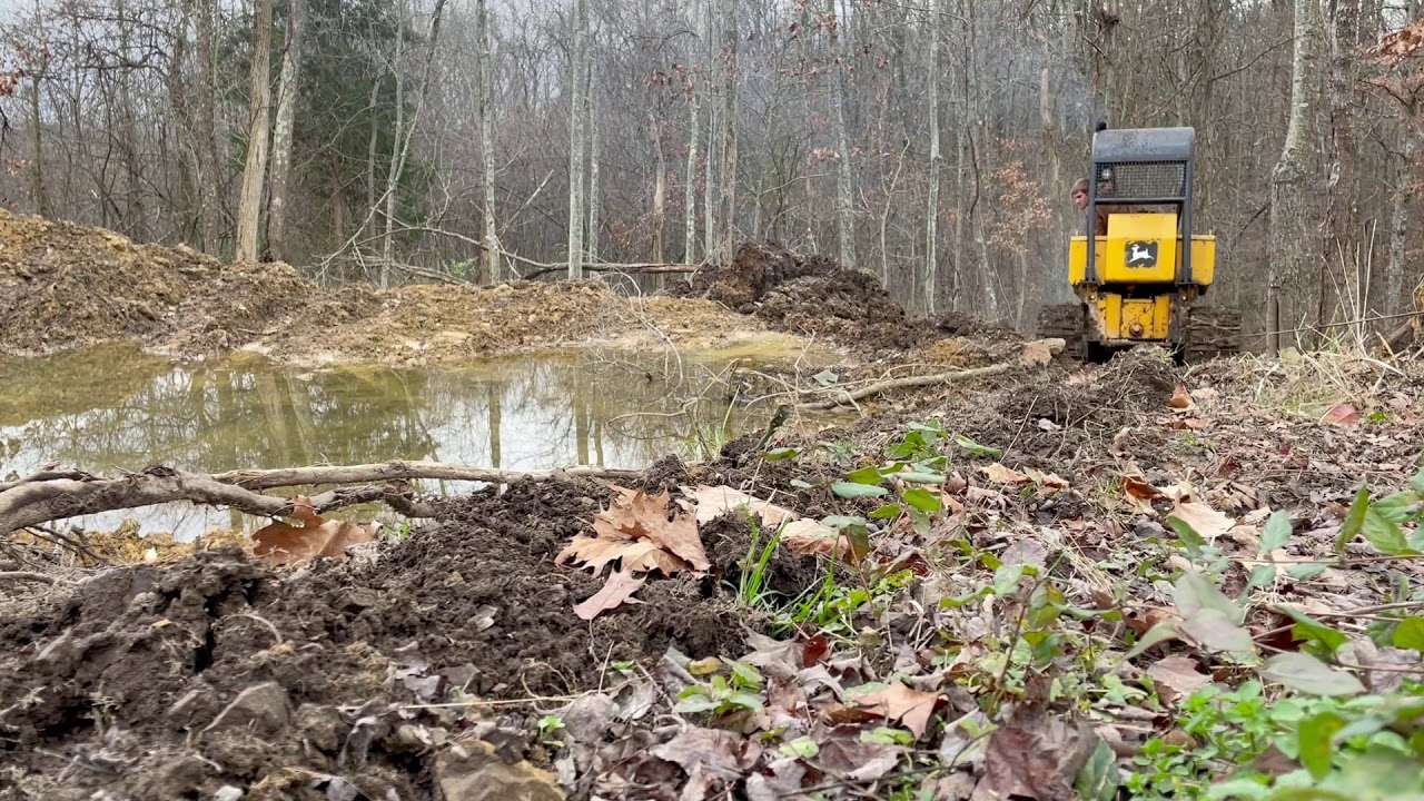 Dozing mud!! John Deere 450c