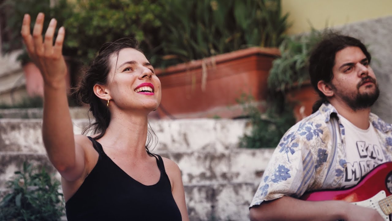 Semeli Papavasileiou & John Patax: Smelly Jane live in Corfu