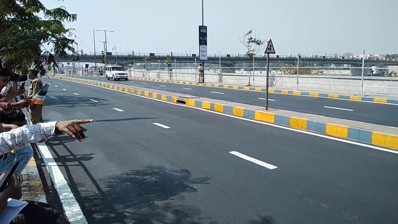 Namaste Trump Road Show Modi's Convoy Ashram to Stadium - 24022020