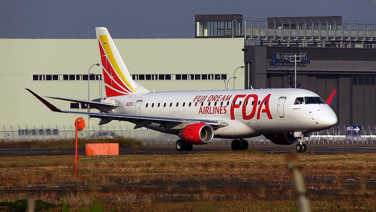 FDA ERJ-175 (JA12FJ) - 県営名古屋空港 2018年11月8日