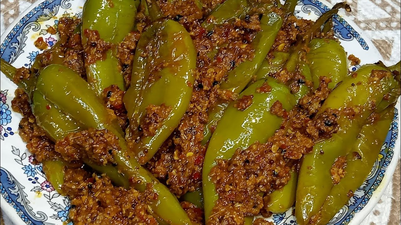 मिर्च का अचार का ऐसा नया तरीका की सालो तक नहीं होगा ख़राब | Instant Hari Mirch Ka Achar Kaise Banaen