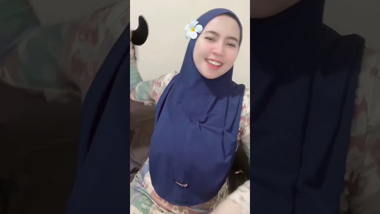 BUNDA BERHIJAB CANTIK INI BIKIN YANG NONTON HALU