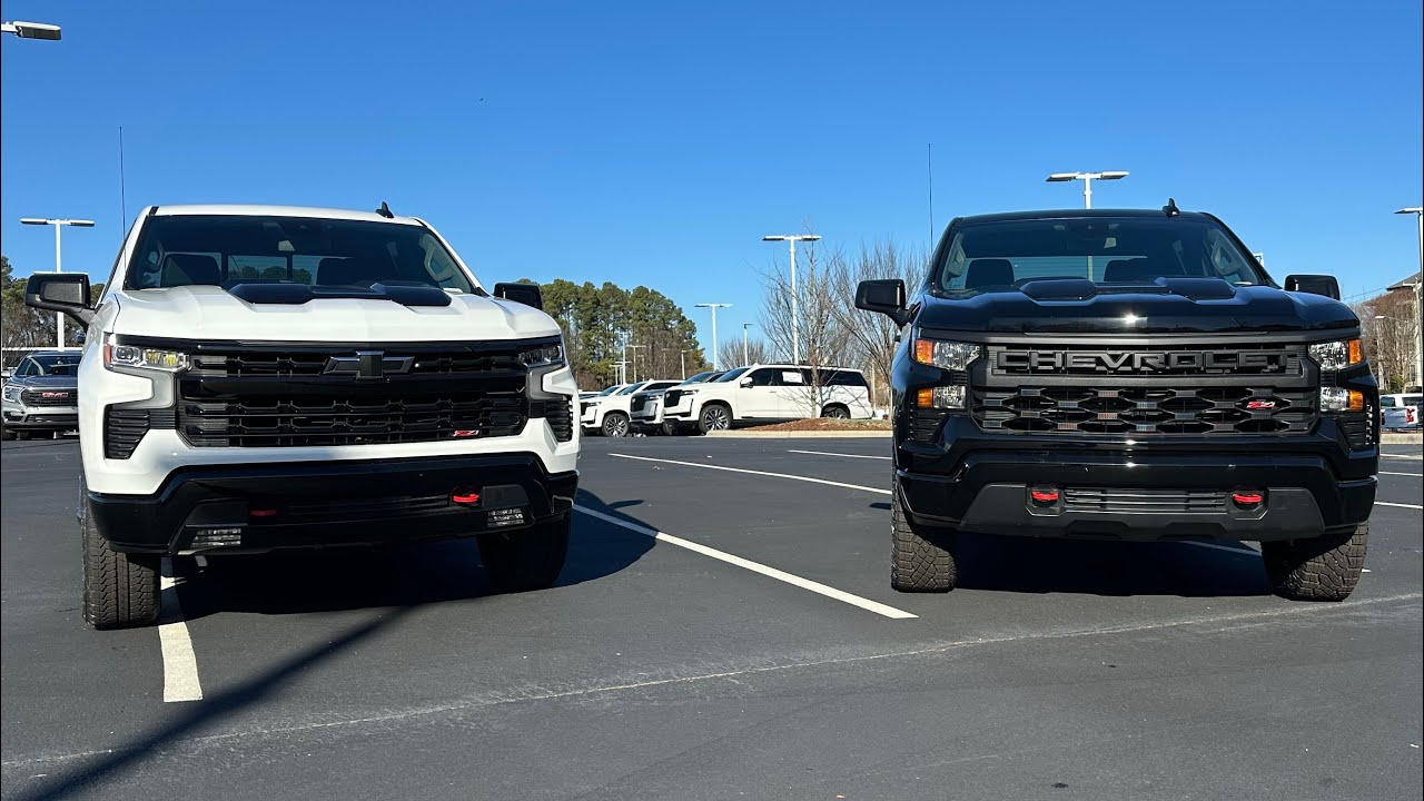 2025 Chevrolet Silverado LT Trail Boss VS 2025 Silverado Custom Trail Boss!