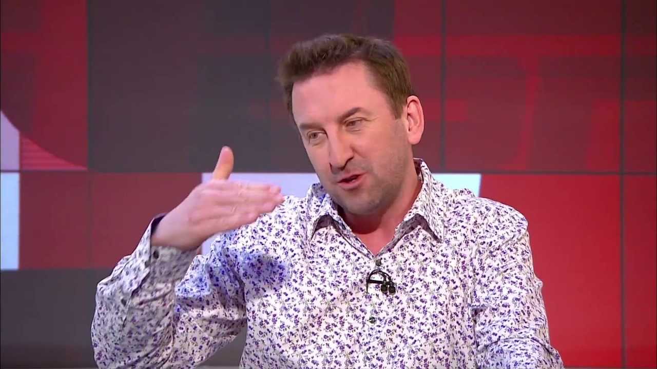 Lee Mack tackles homophobia in football head on! Off The Ball Daily