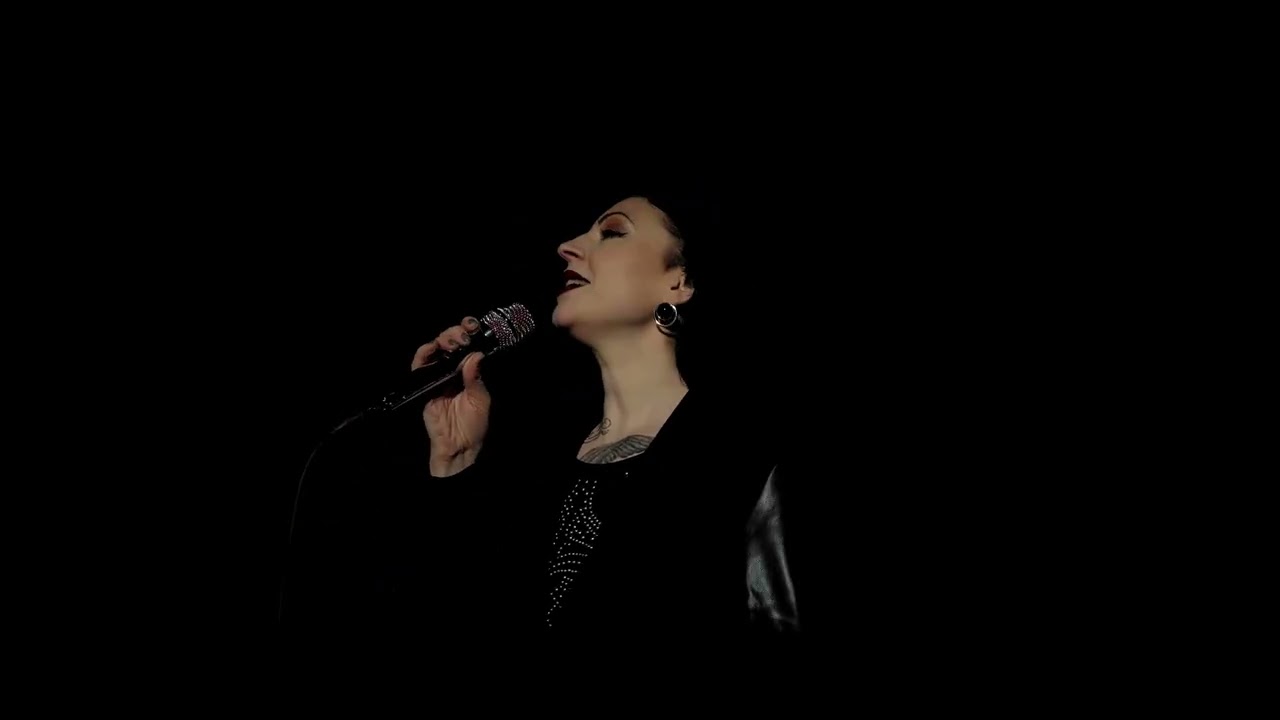 Aurora Brännström Trio: Heaven's On Fire