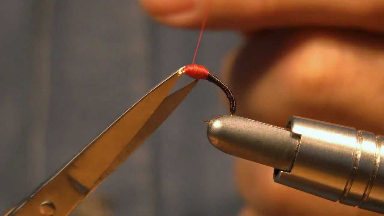 Fly Tying - 2º - Larva di chironomo in Uniflexx.