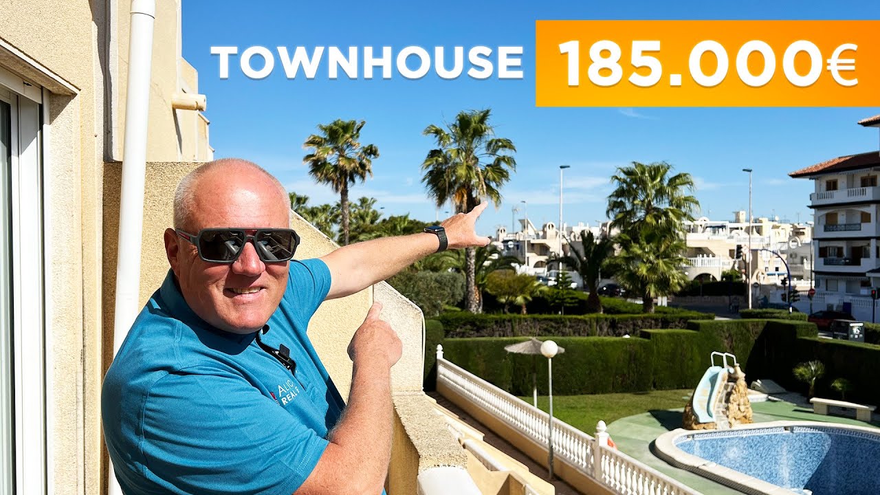 🌴 Casa adosada con garaje cerrado y piscina comunitaria en Torreblanca, La Mata, Torrevieja