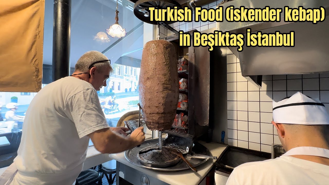 Iskender kebap in (İskender Kuruluş 1867) Beşiktaş İstanbul Türkiye