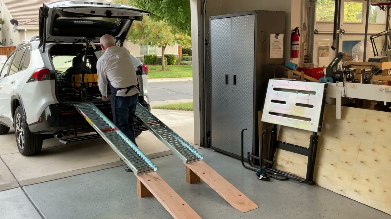 Loading the Model Crane into an SUV