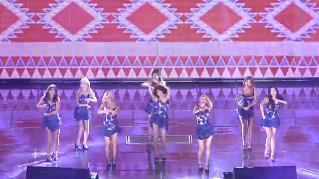 Grand K-Pop Festival Girls' Generation - Party