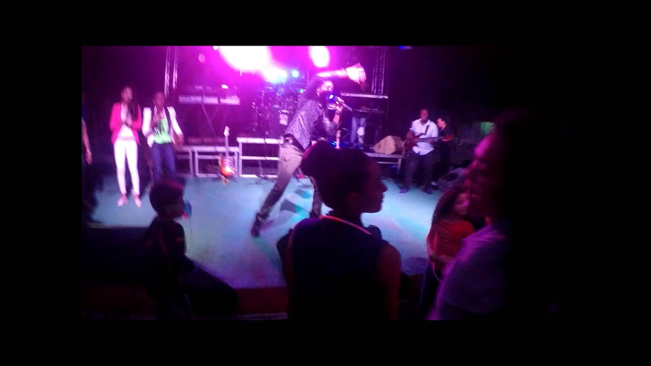 Positive & DJ Christ Child concert at Aruba 2015- Wendelin Maduro
