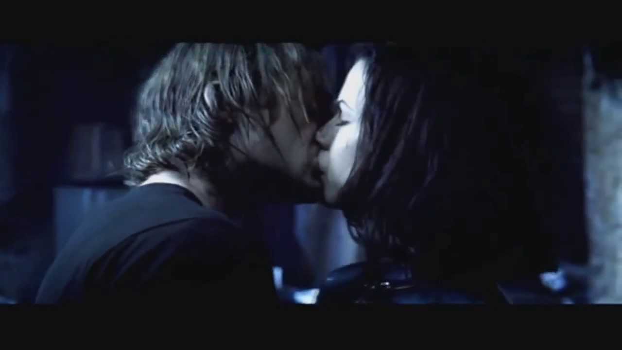 UNDERWORLD (MONICA JEFFRIES - DROWNING IN LOVE)