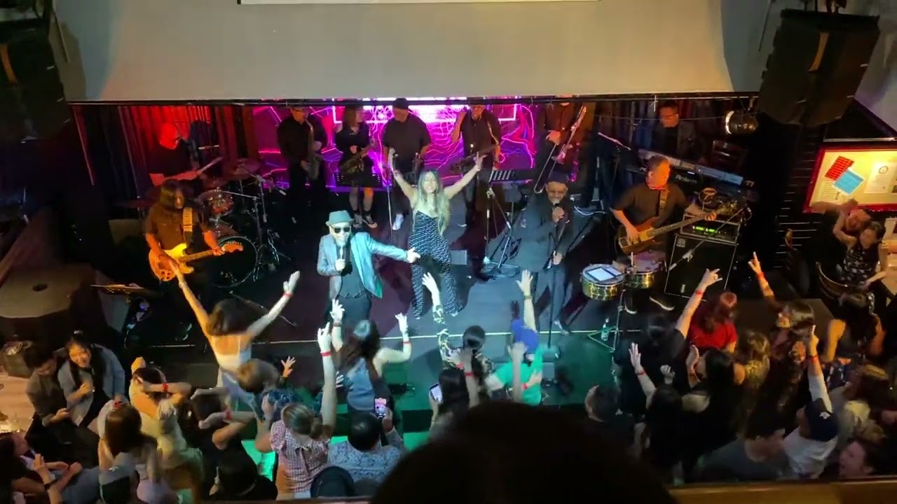 Jive Talkin’ @ Hard Rock Cafe Singapore. 32nd Anniversary. Forever young Live.