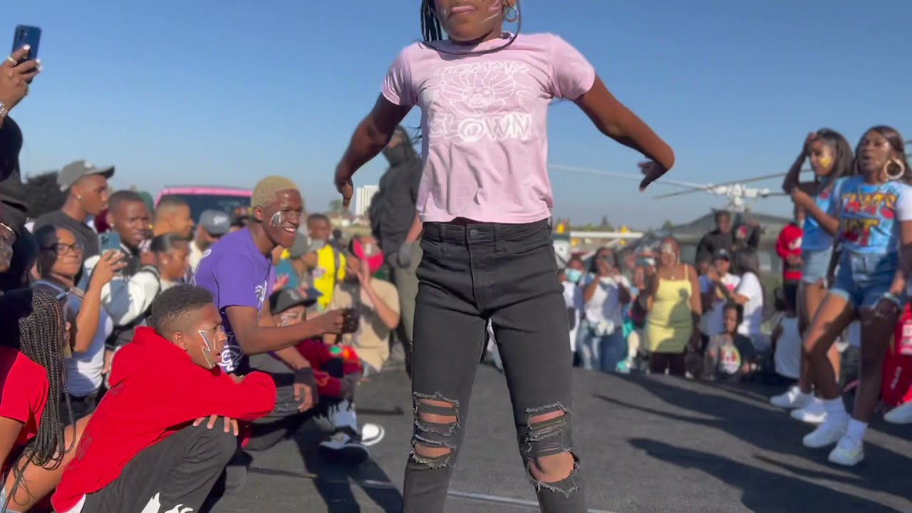🗣 TWO FR DAY Went UP‼️ Watch NOW‼️ | FOLLOW @TOMMYHOTGIRLZTV 💥