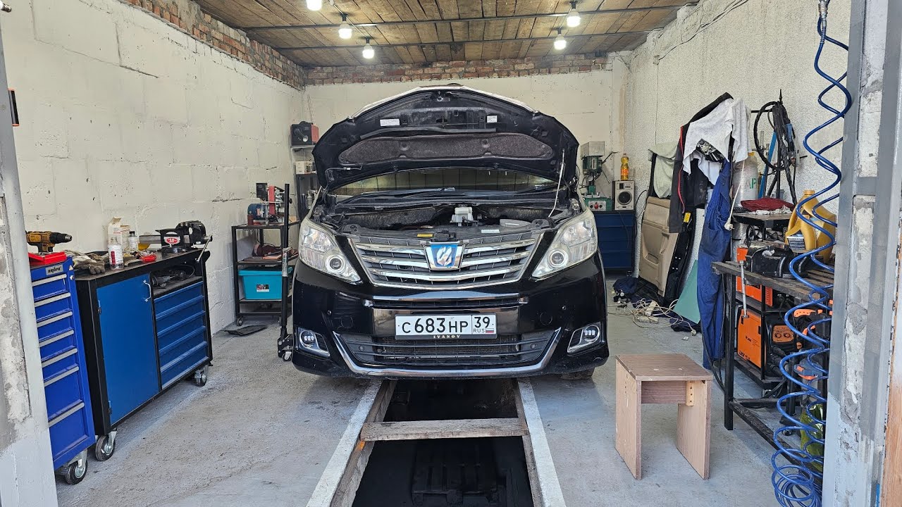 TOYOTA Alphard Hybrid 20 кузов 2AZ-FXE замена демпфера балансирного вала.