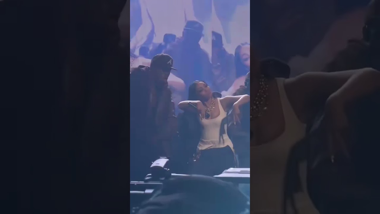 Goonica makes an appearance at The Boy Is Mine Tour