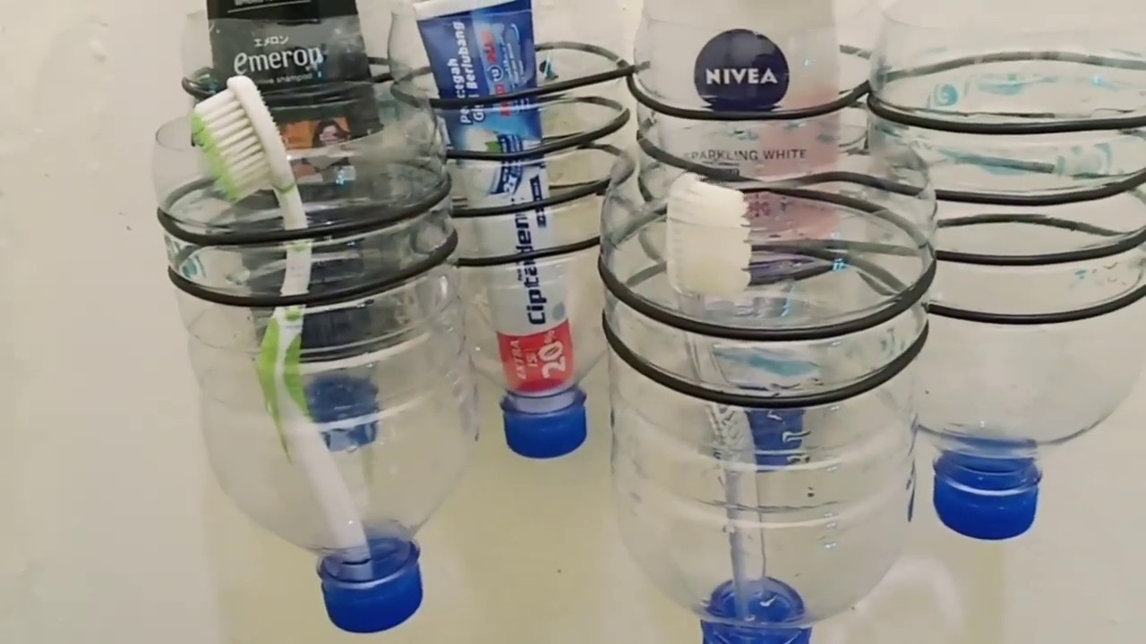 MEMBUAT TEMPAT SABUN DARI BOTOL BEKAS