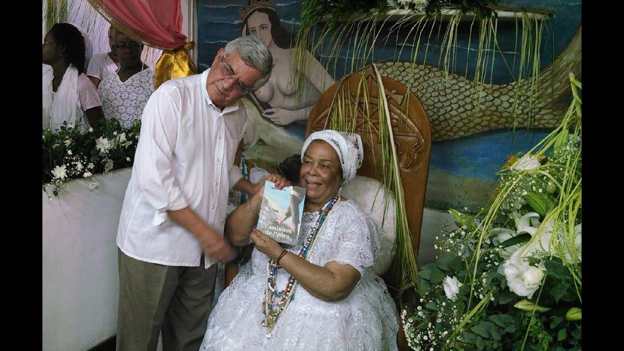 Festa de 12 anos de celebra&ccedil;&atilde;o da Yalorix&aacute; M&atilde;e Carmen do Gantois
