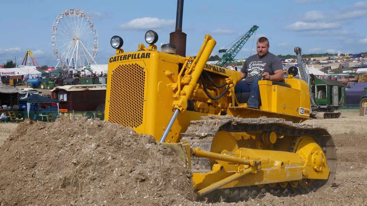 Cat D4D Dozer in Action