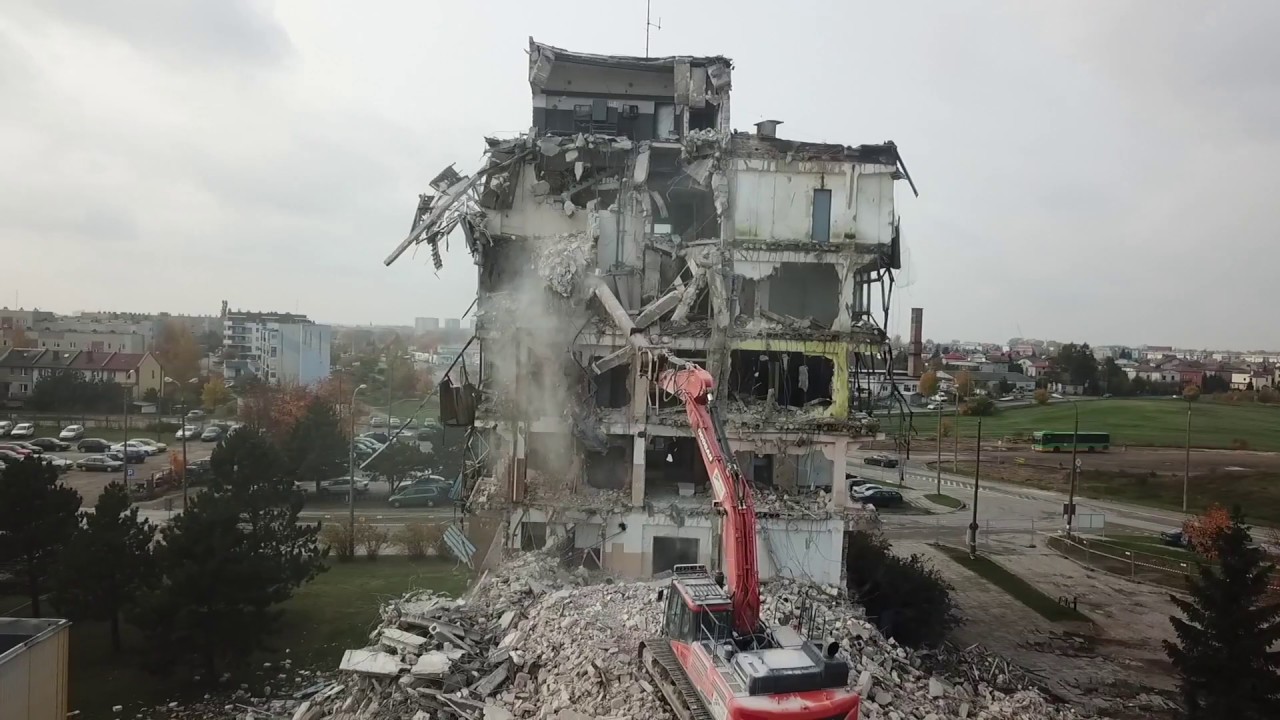 Wyburzanie budynku biurowego