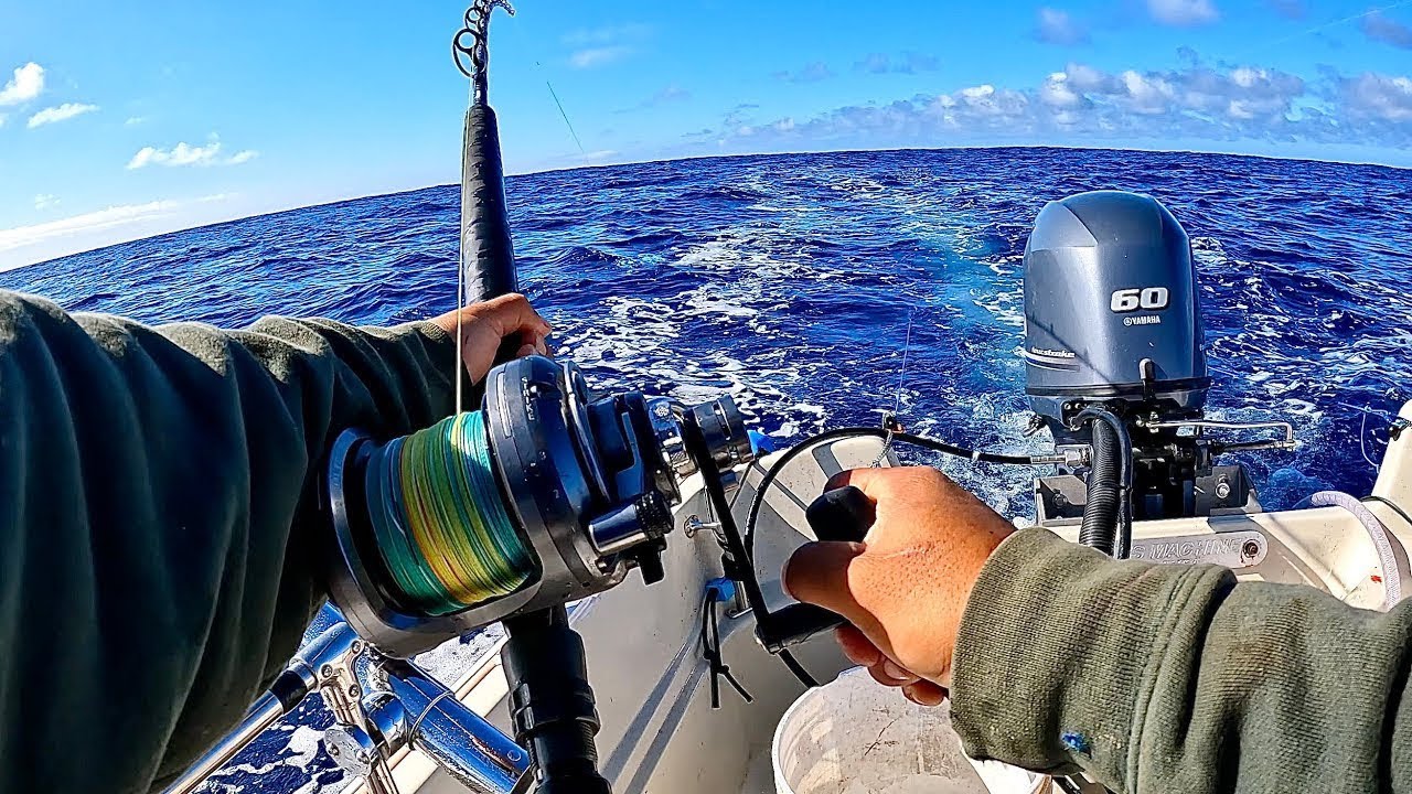 ОДИНОЧНАЯ РЫБАЛКА НА ТУНЦА в 20 милях от берега | поймал и съел
