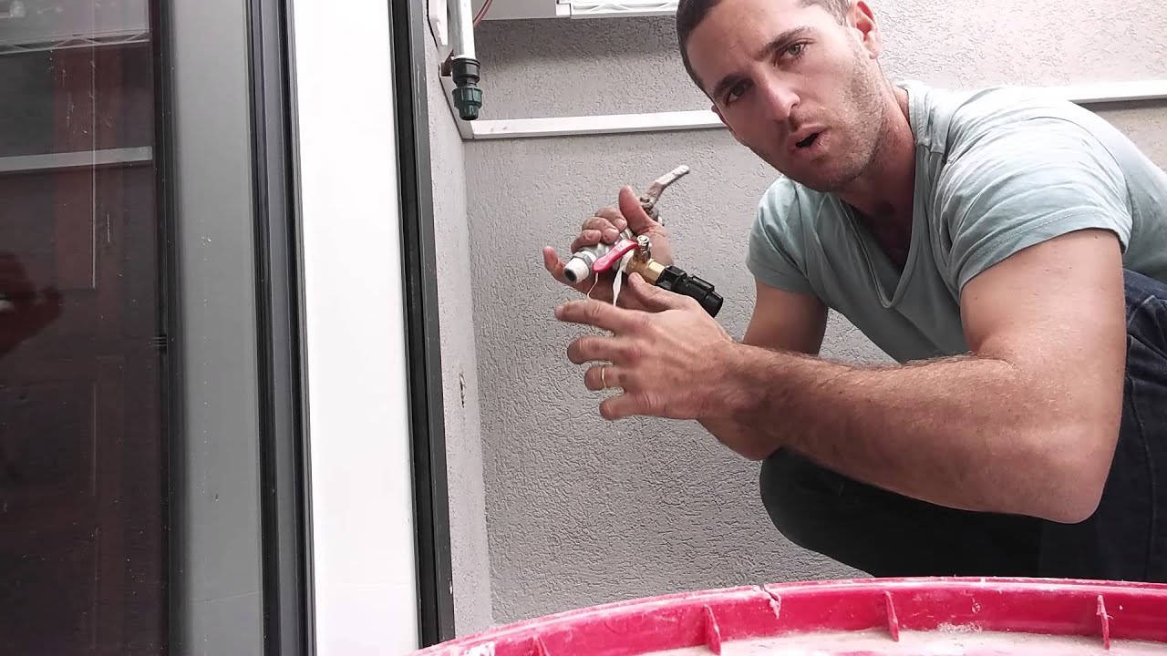 מחברים פיצול בברז למחשב השקיה
