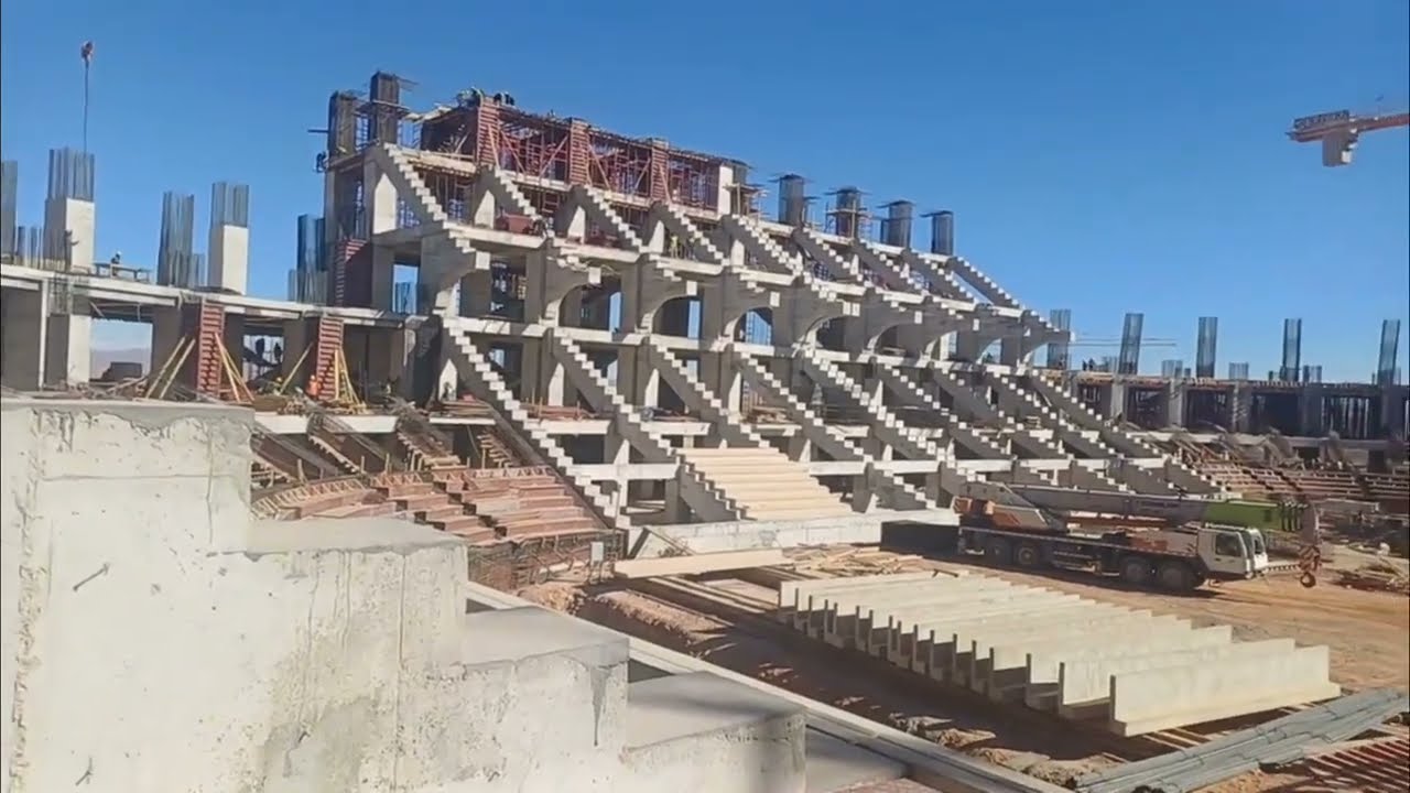 شاهد آخر صور ملعب بشار الجديد و ملعب العاب القوى و تسارع كبير في وتيرة الاشغال 