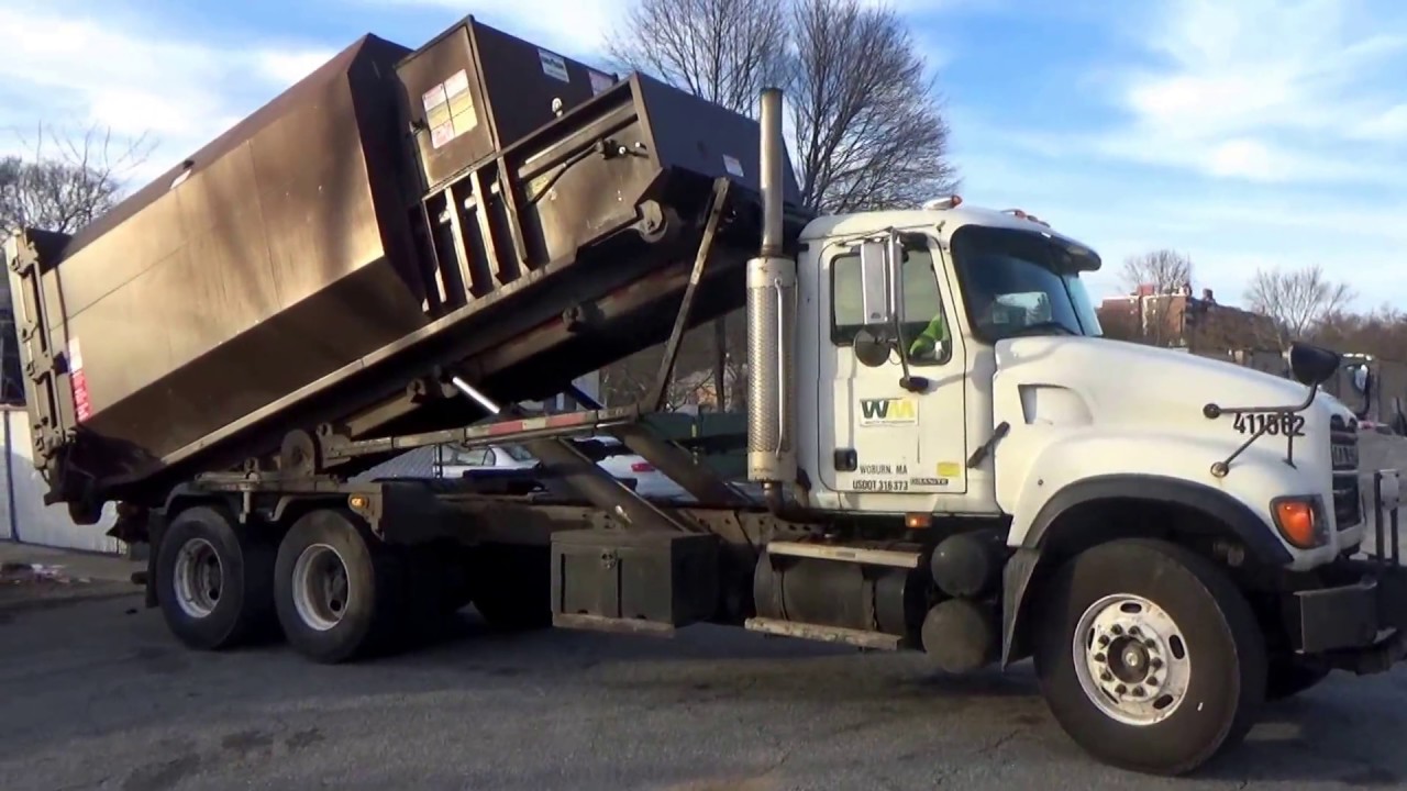 Waste Management 411562 ~ Mack Granite Galbreath Rolloff