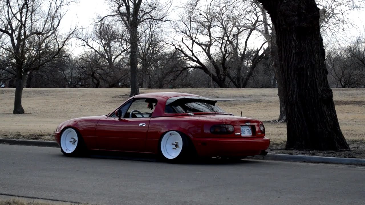 Slammed NA Miata